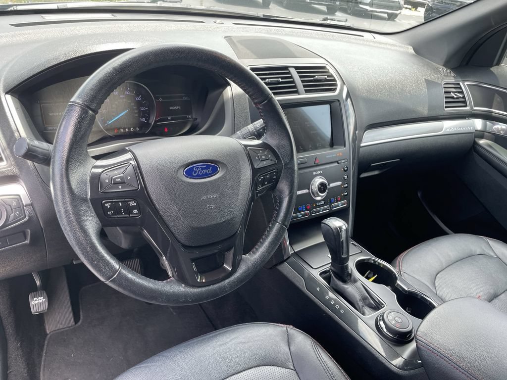 Used 2019 Ford Explorer Sport w/ Equipment Group 401A AWD/4WD image 11