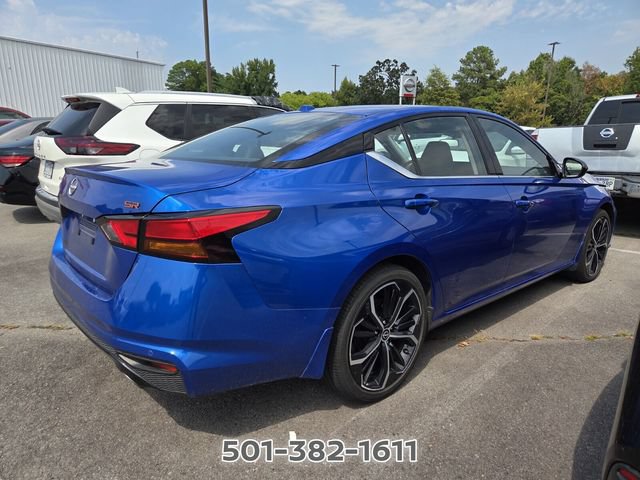 Used 2025 Nissan Altima 2.5 SR w/ SR Premium Package FWD video 3