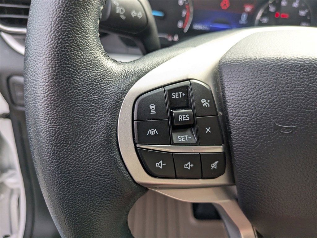 Used 2022 Ford Explorer XLT w/ Equipment Group 202A image 15