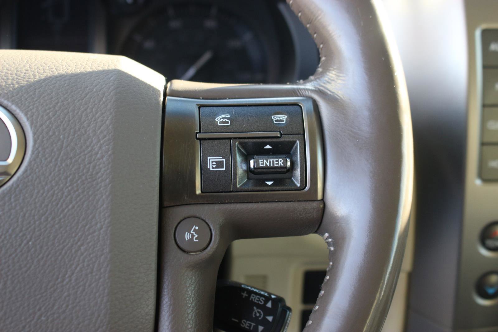 Used 2016 Lexus GX 460 Luxury AWD/4WD image 19