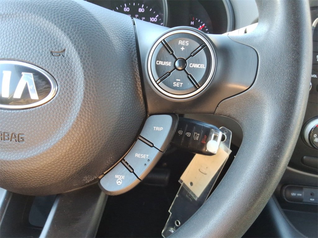 Used 2015 Kia Soul image 25