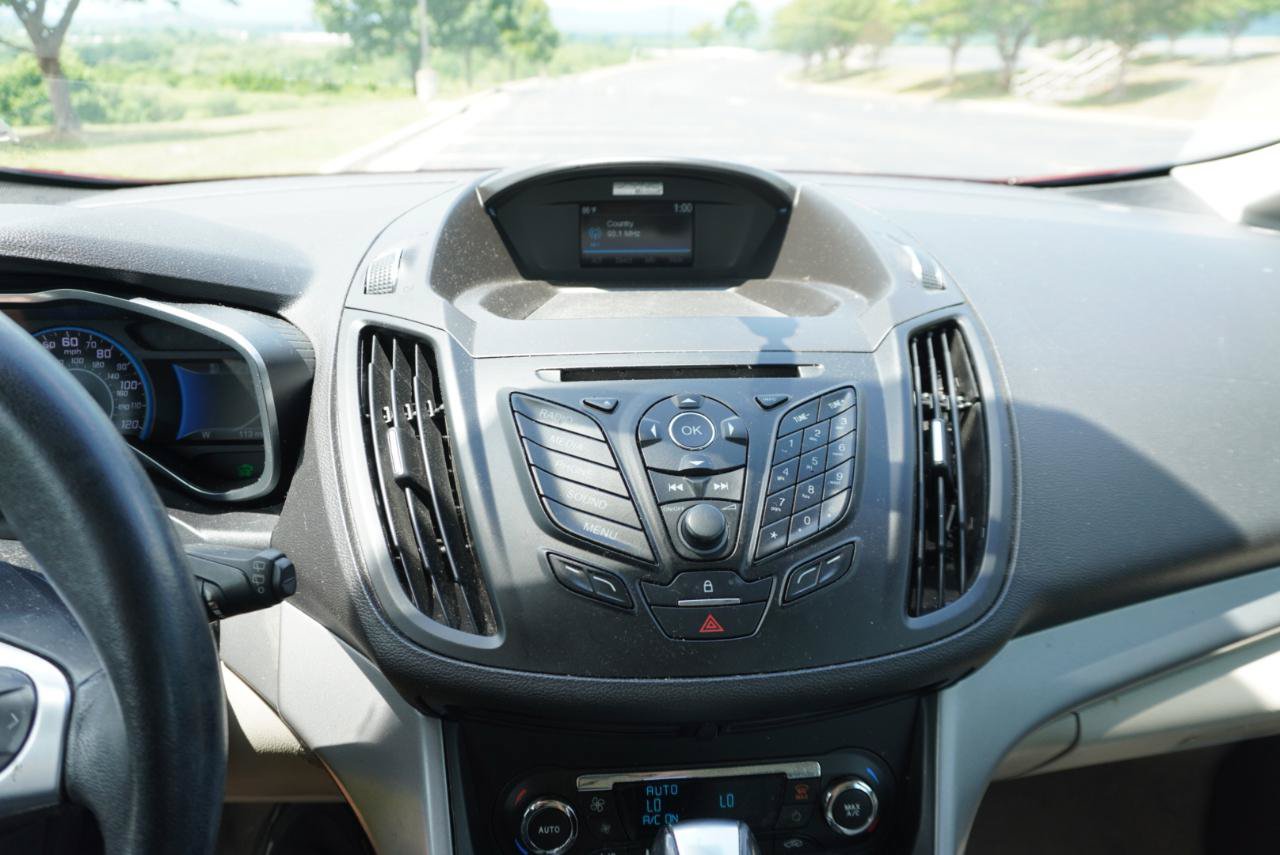 Used 2015 Ford C-MAX SE w/ Equipment Group 201A FWD image 36
