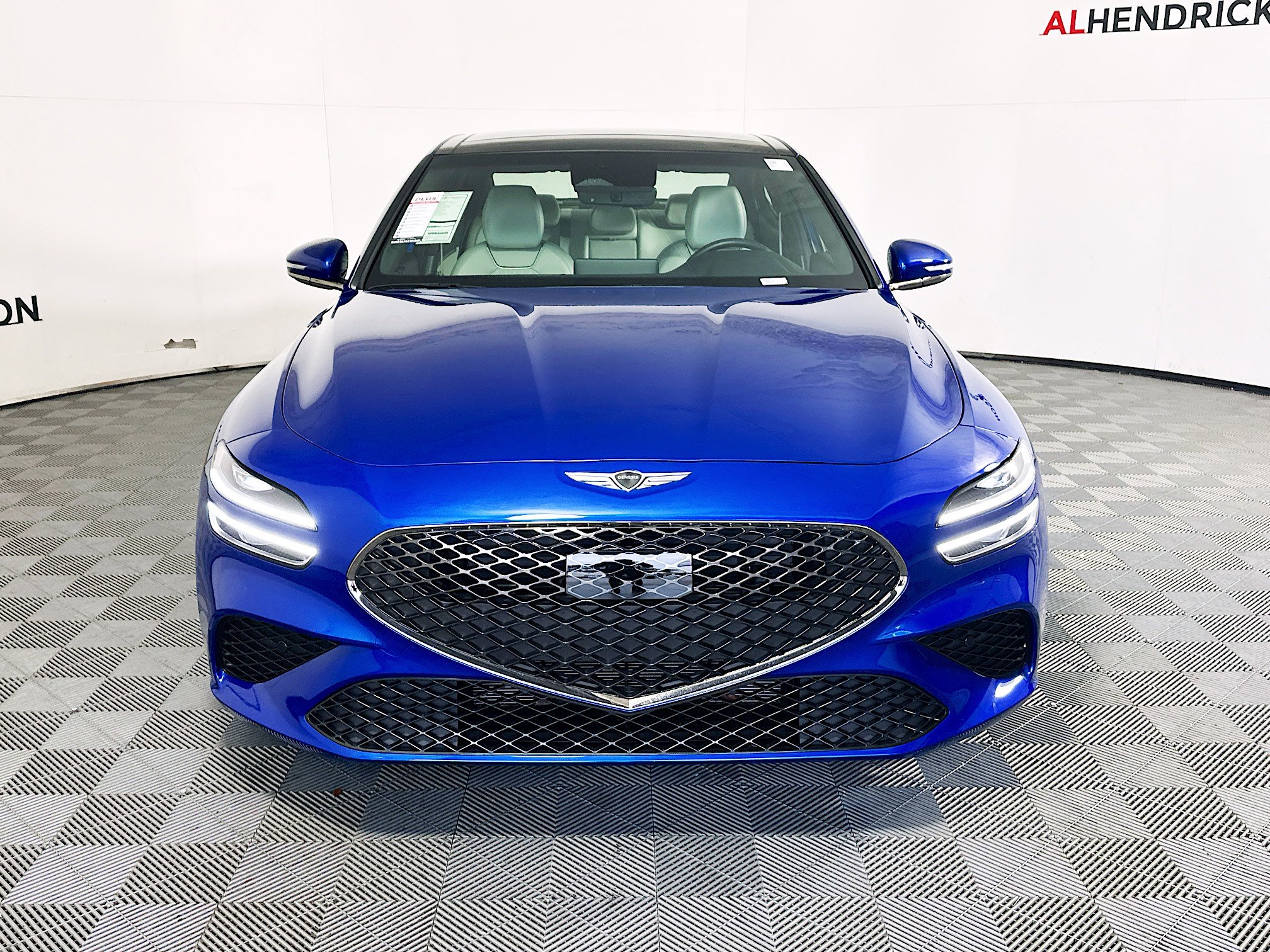 Used 2025 Genesis G70 2.5T w/ Sport Prestige Package image 8