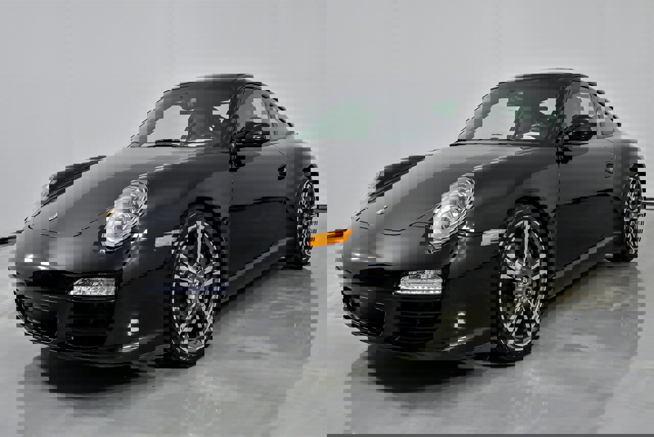 Used 2012 Porsche 911 Carrera Black Edition image 5