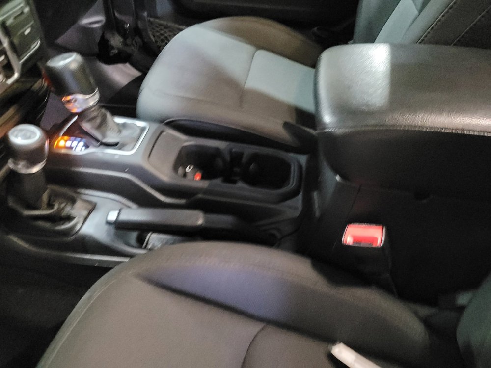Used 2019 Jeep Wrangler Unlimited Sport S image 26