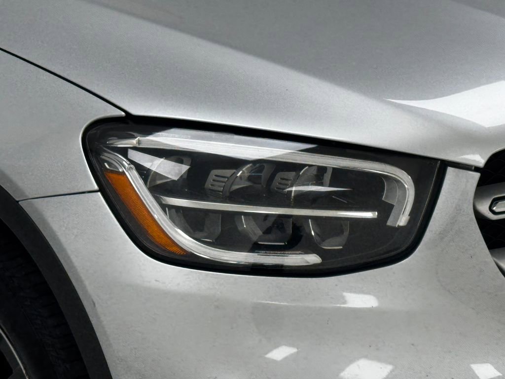 Used 2020 Mercedes-Benz GLC 350e 4MATIC image 41