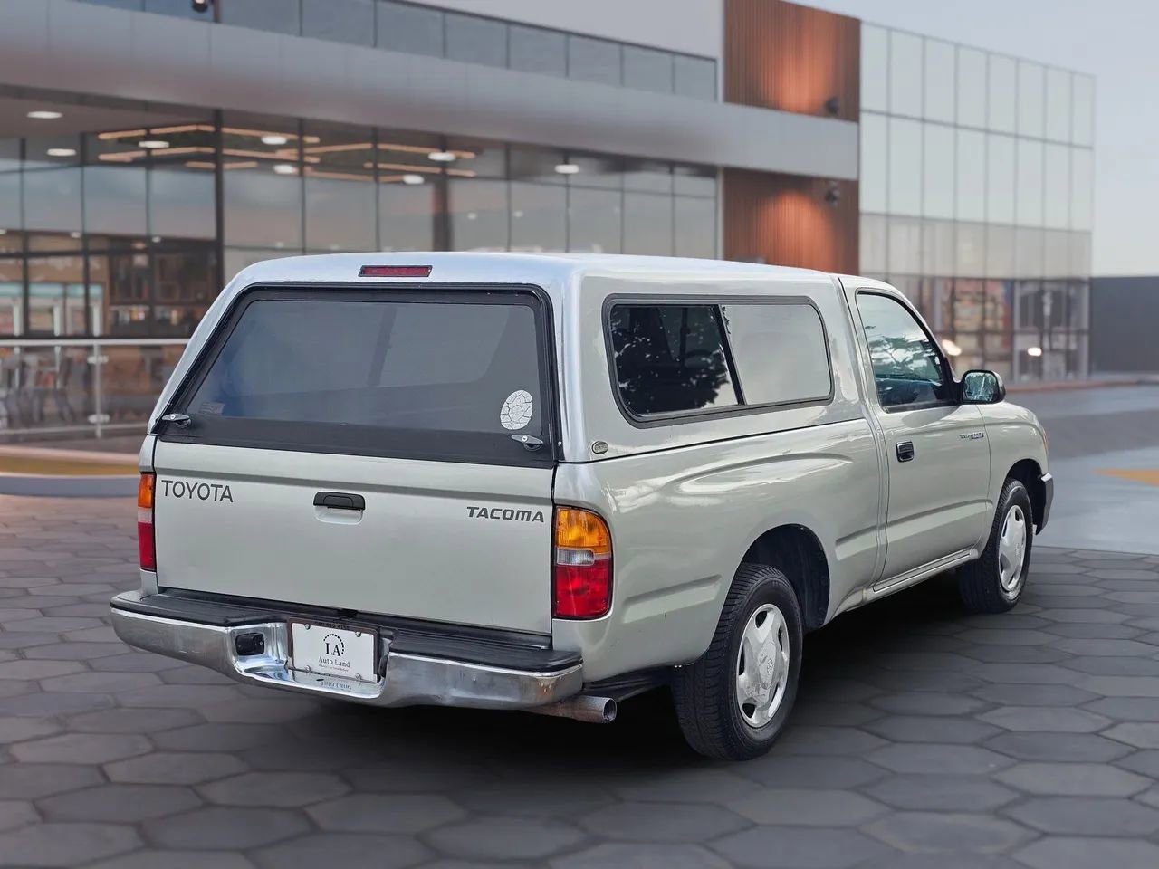 Used 2000 Toyota Tacoma 2WD Regular Cab image 6