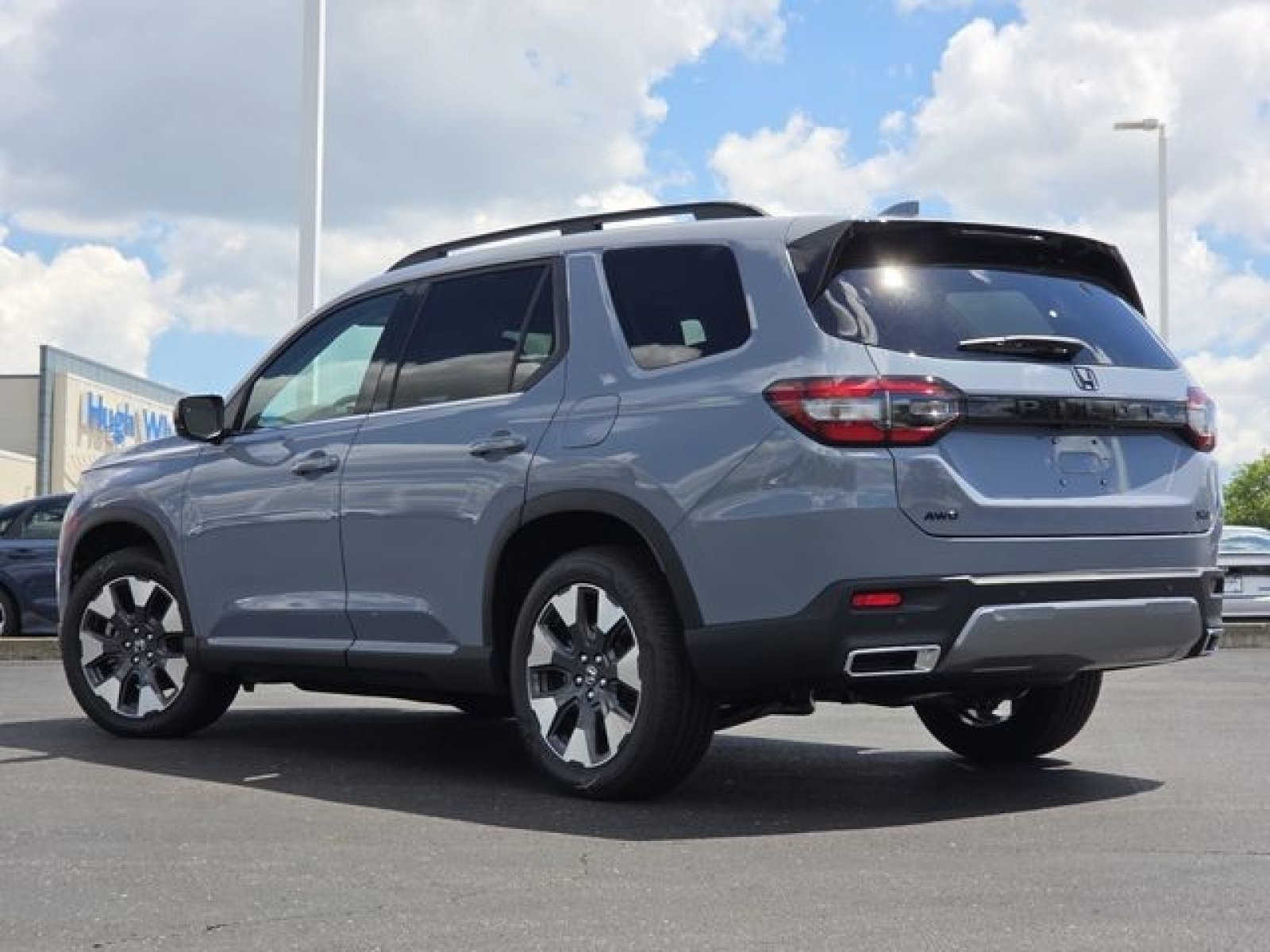 New 2026 Honda Pilot Touring image 10