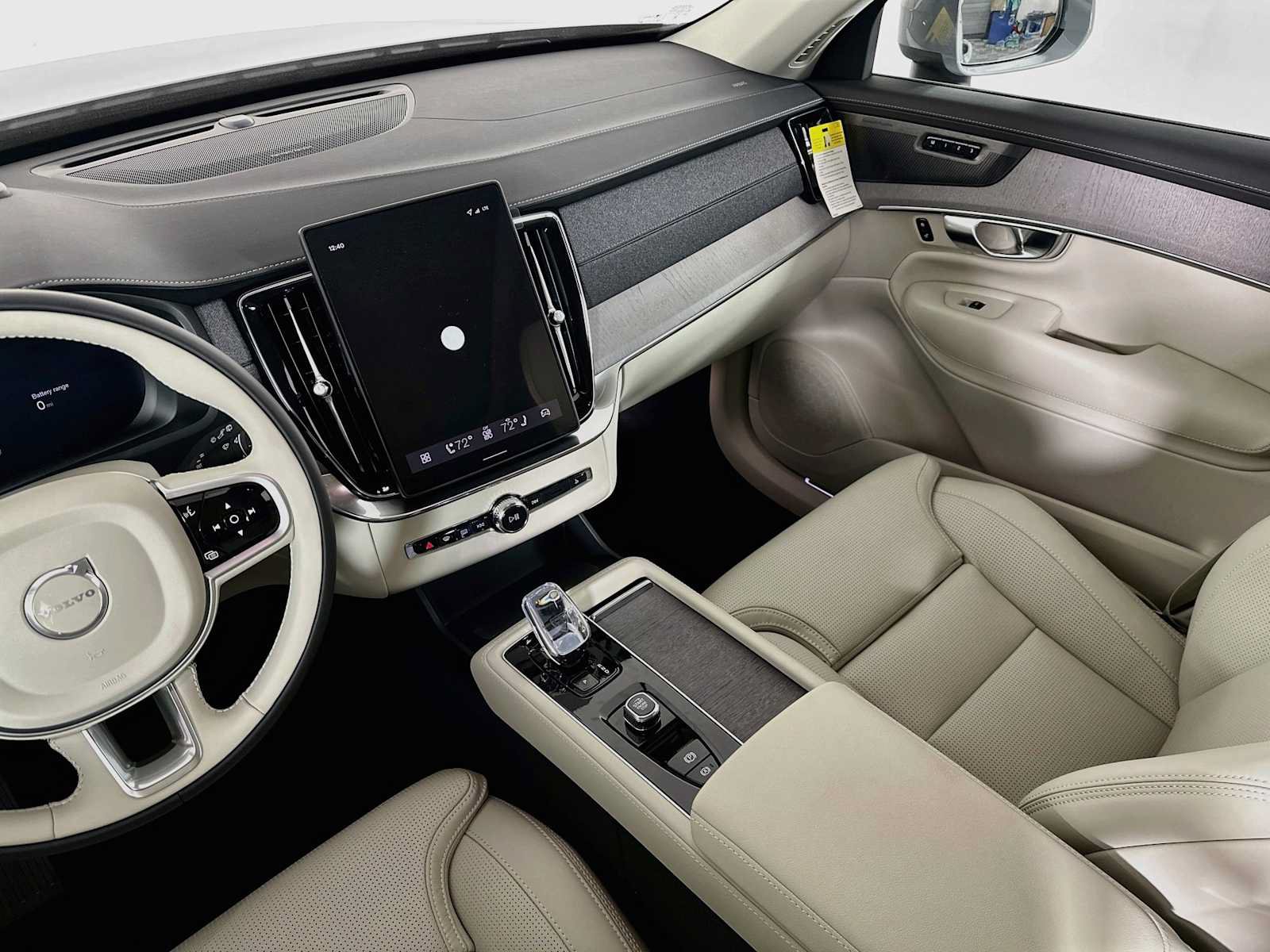 New 2026 Volvo XC90 T8 Ultra w/ Protection Package AWD/4WD image 21