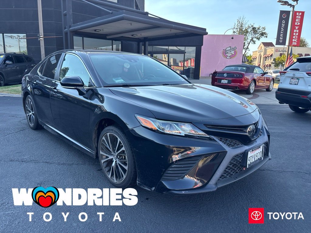 Used 2019 Toyota Camry SE w/ Convenience Package