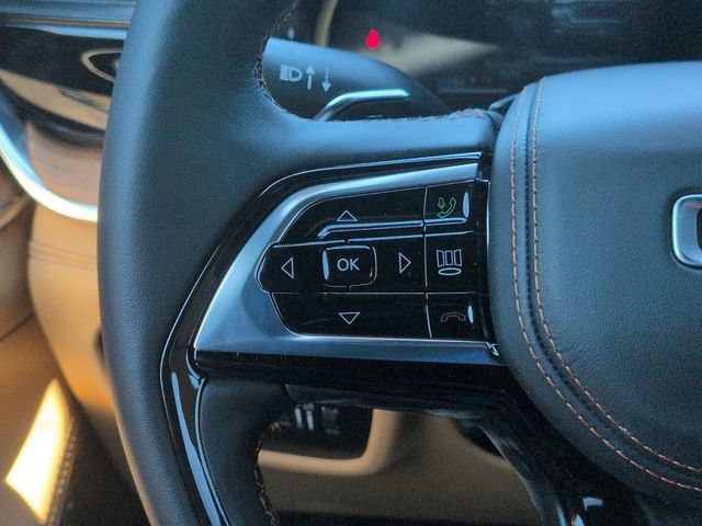 New 2026 Jeep Grand Cherokee L Summit w/ Obsidian Package AWD/4WD image 16