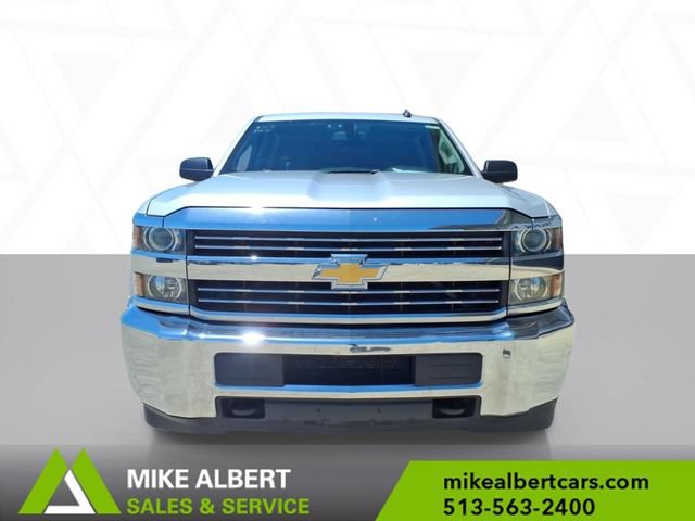Used 2017 Chevrolet Silverado 2500 W/T AWD/4WD image 2