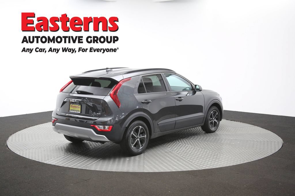 Used 2025 Kia Niro LX FWD image 39