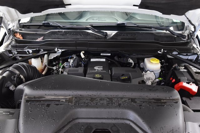 Used 2024 RAM 2500 Limited image 28