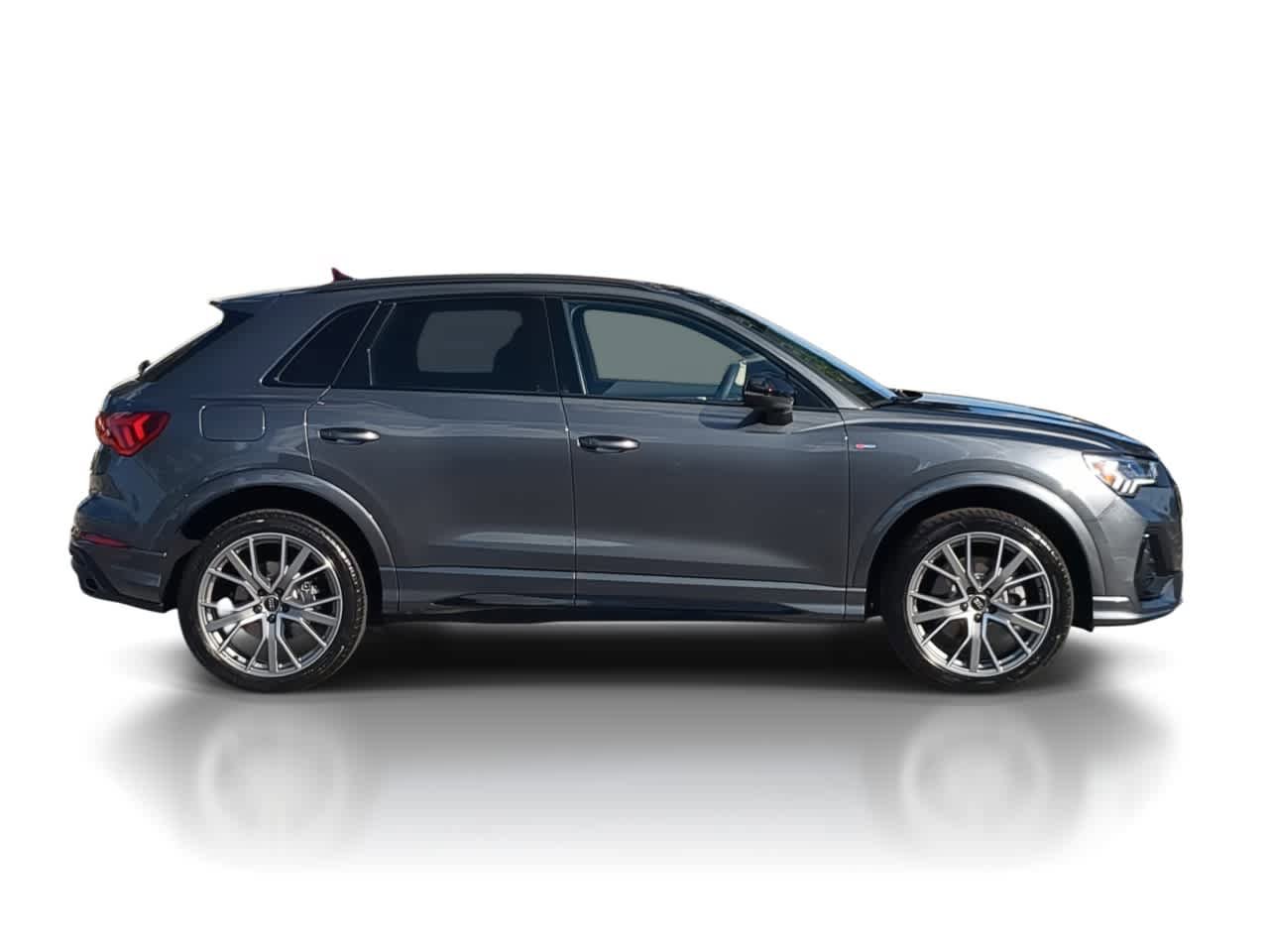 Used 2025 Audi Q3 2.0T Premium Plus w/ Premium Plus Package image 9