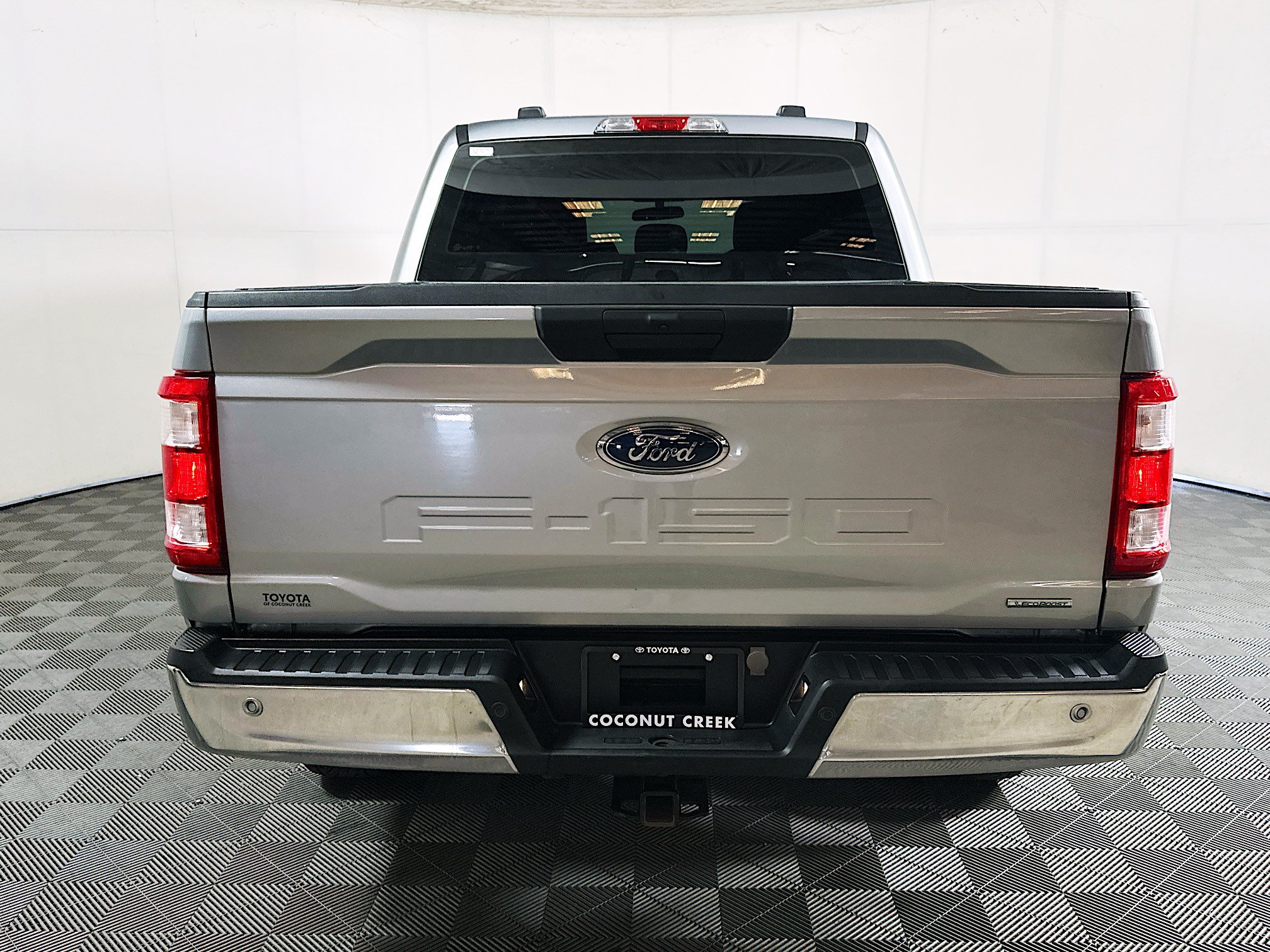 Used 2023 Ford F150 XL w/ XL Chrome Appearance Package AWD/4WD image 4
