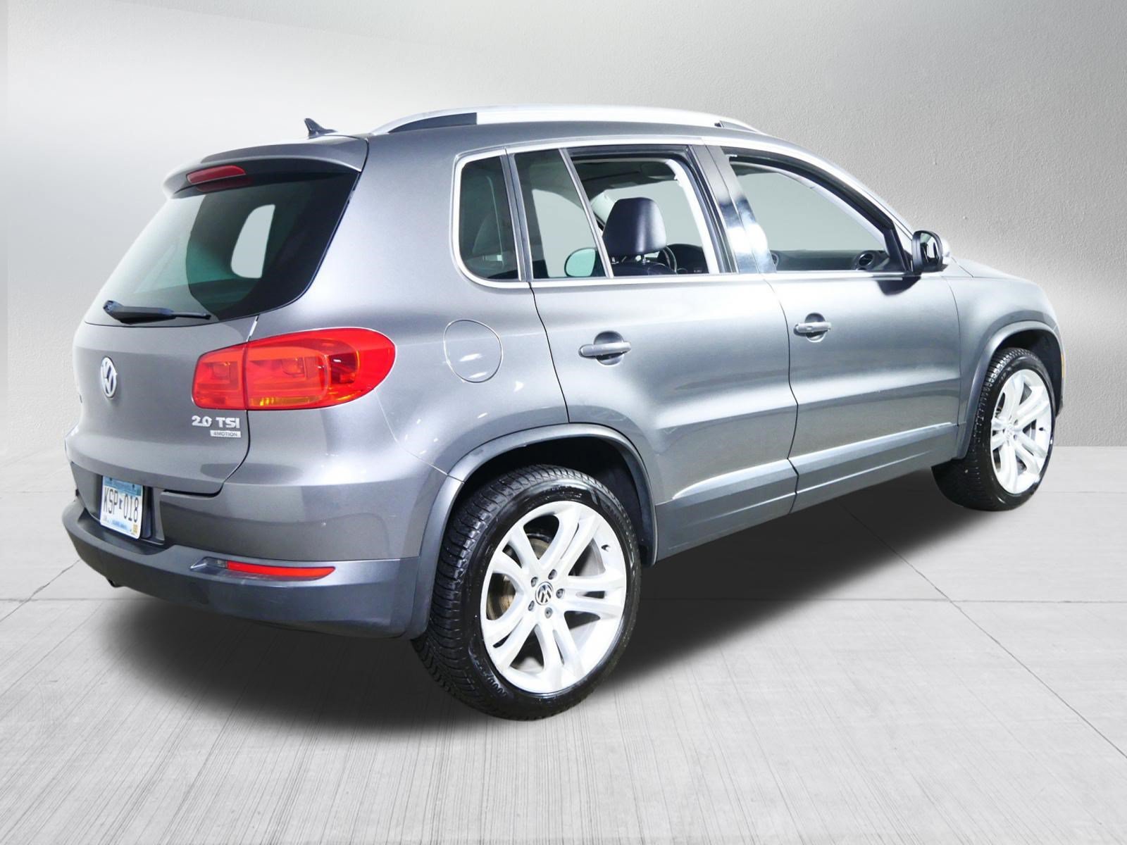 Used 2013 Volkswagen Tiguan SEL AWD/4WD image 7