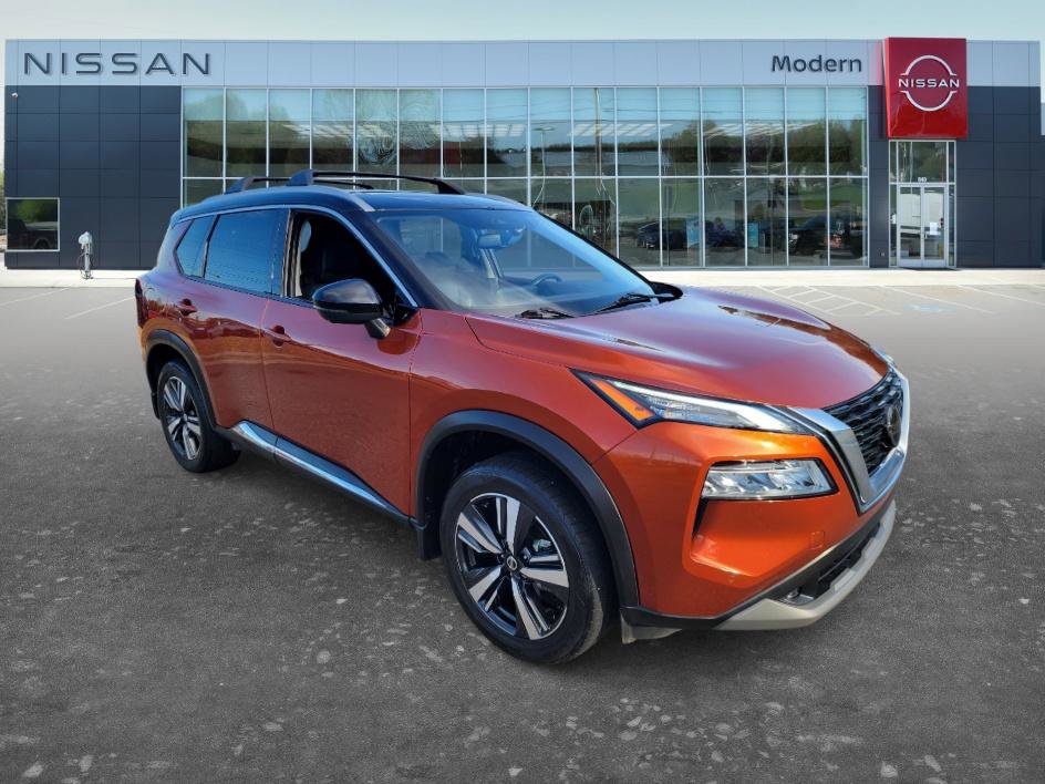 Used 2021 Nissan Rogue SL w/ Premium Package image 3