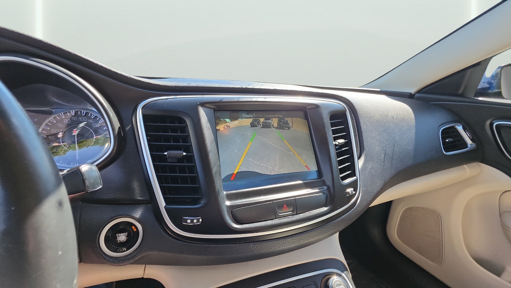 Used 2017 Chrysler 200 Limited Platinum FWD image 22