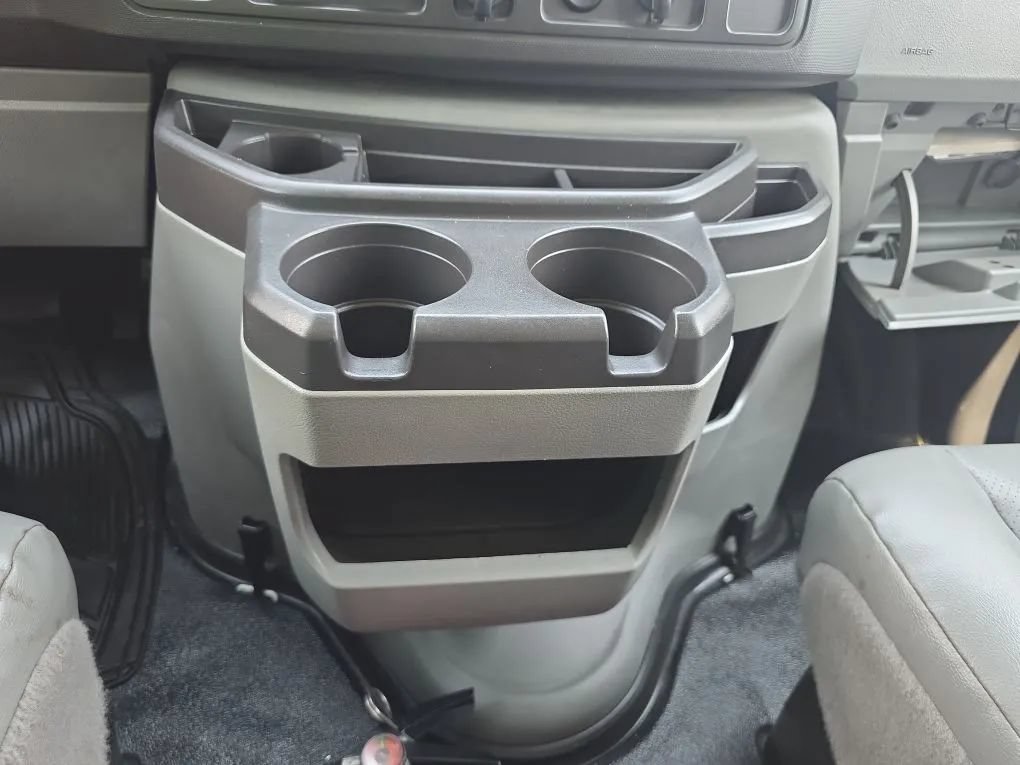 Used 2018 Ford E-350 and Econoline 350 Super Duty w/ Power Windows & Locks Group RWD image 29