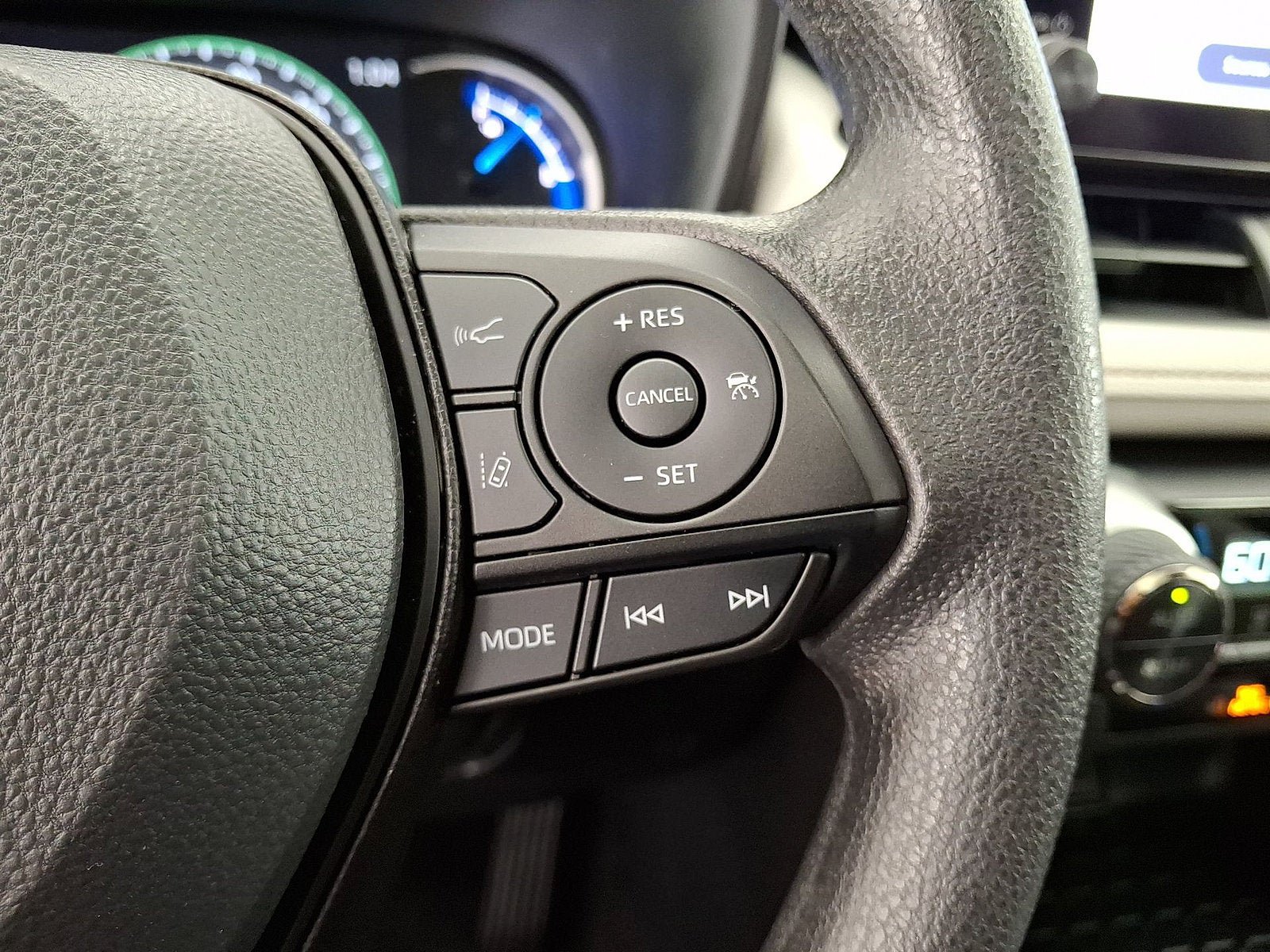 Certified 2025 Toyota RAV4 XLE w/ Convenience Package AWD/4WD image 10