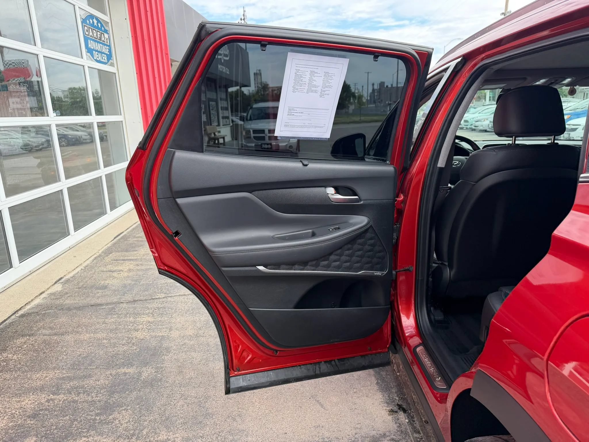 Used 2019 Hyundai Santa Fe Limited FWD image 12