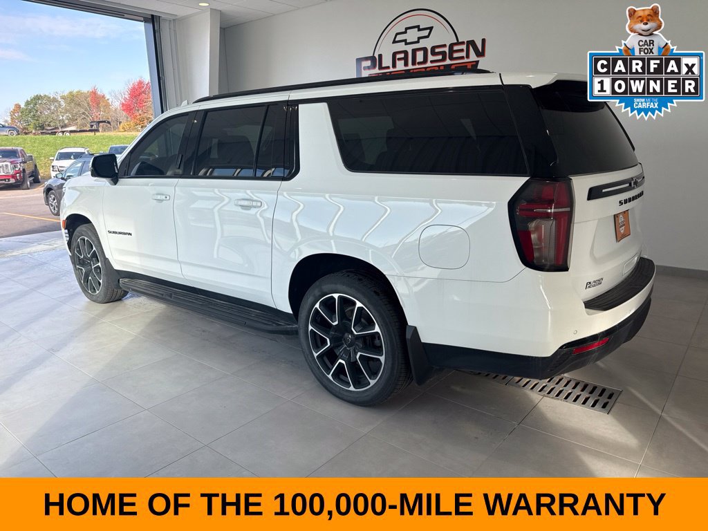 Used 2024 Chevrolet Suburban RST w/ Luxury Package AWD/4WD image 2