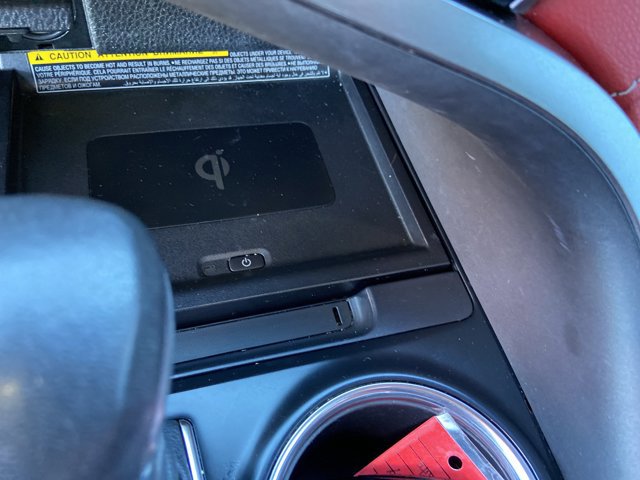 Used 2020 Toyota Camry XSE image 39