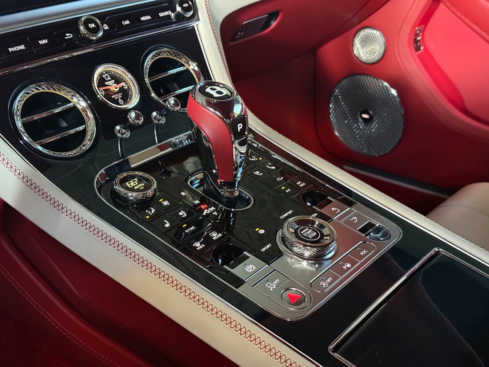 Used 2022 Bentley Continental GT AWD/4WD image 38