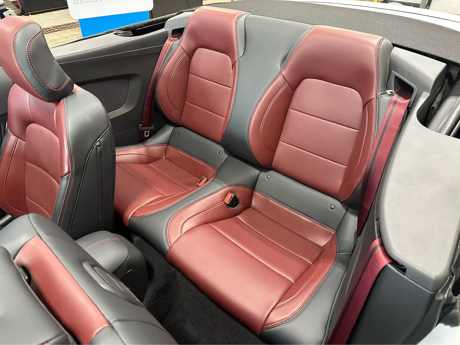 Used 2025 Ford Mustang Premium image 32