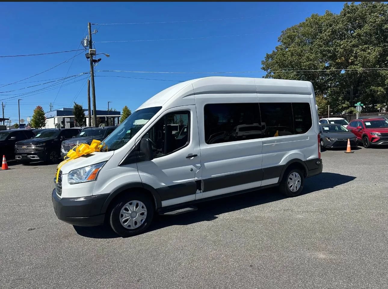 Used 2018 Ford Transit 350 XLT RWD image 3