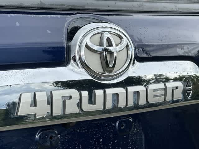 Used 2023 Toyota 4Runner Limited AWD/4WD image 18