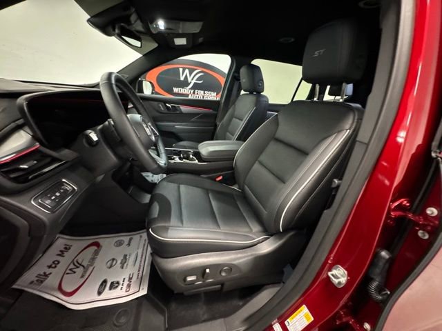 Used 2025 Buick Enclave Sport Touring w/ Power Package image 15