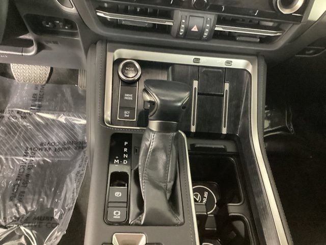 Used 2024 Lexus GX 550 w/ Cold Area Package AWD/4WD image 19