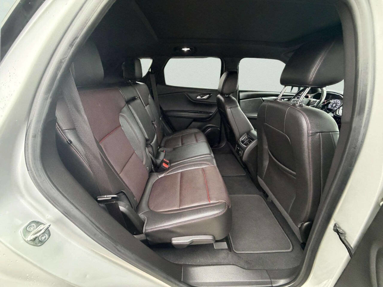 Used 2022 Chevrolet Blazer RS w/ Enhanced Convenience Package FWD image 33