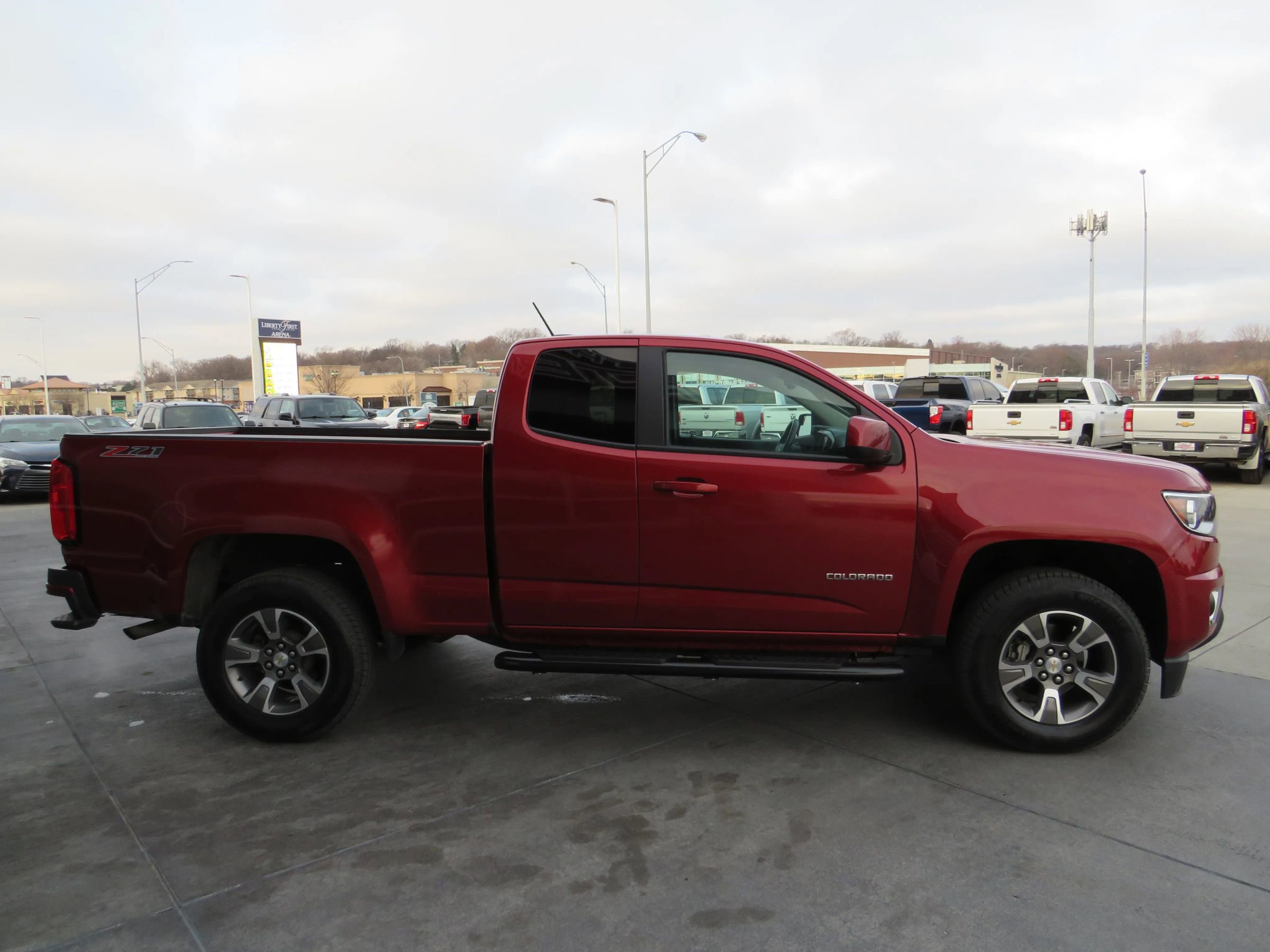 Used 2015 Chevrolet Colorado Z71 image 8