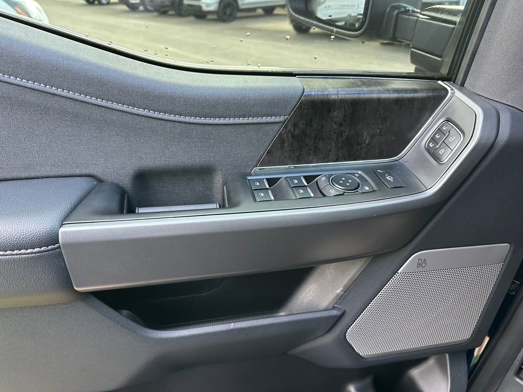 New 2026 Ford F250 Lariat w/ Black Appearance Package image 60