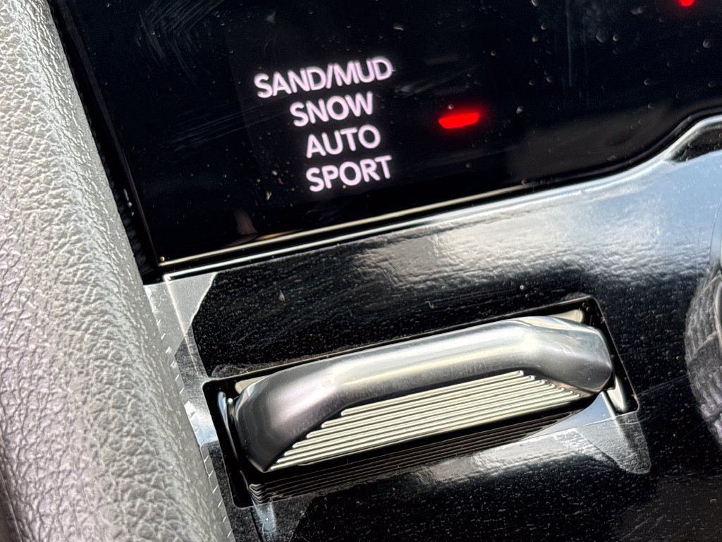 New 2027 Jeep Grand Cherokee Limited AWD/4WD image 14
