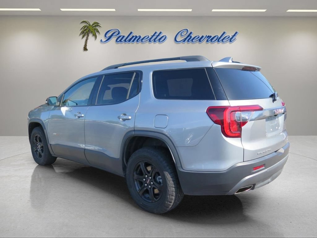 Used 2023 GMC Acadia AT4 w/ Technology Package AWD/4WD image 5