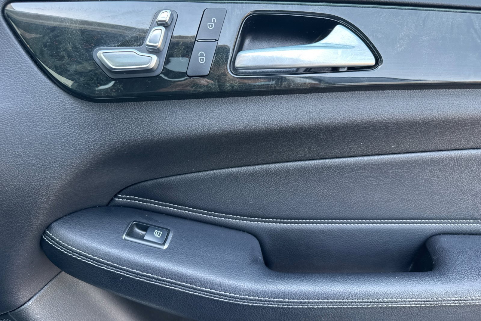 Certified 2018 Mercedes-Benz GLE 350 4MATIC image 21