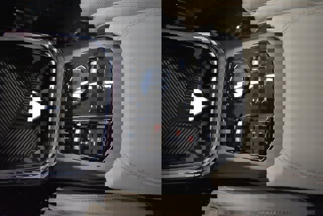 New 2025 BMW X3 xDrive30i w/ Premium Package image 31