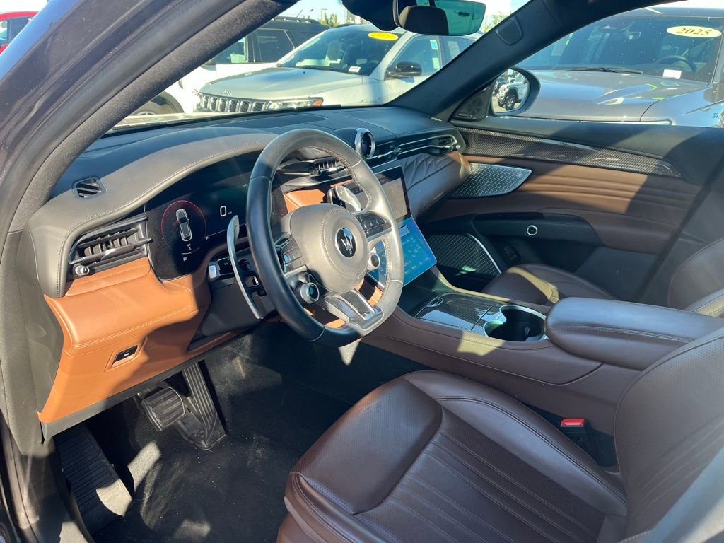 Used 2023 Maserati Grecale GT image 6