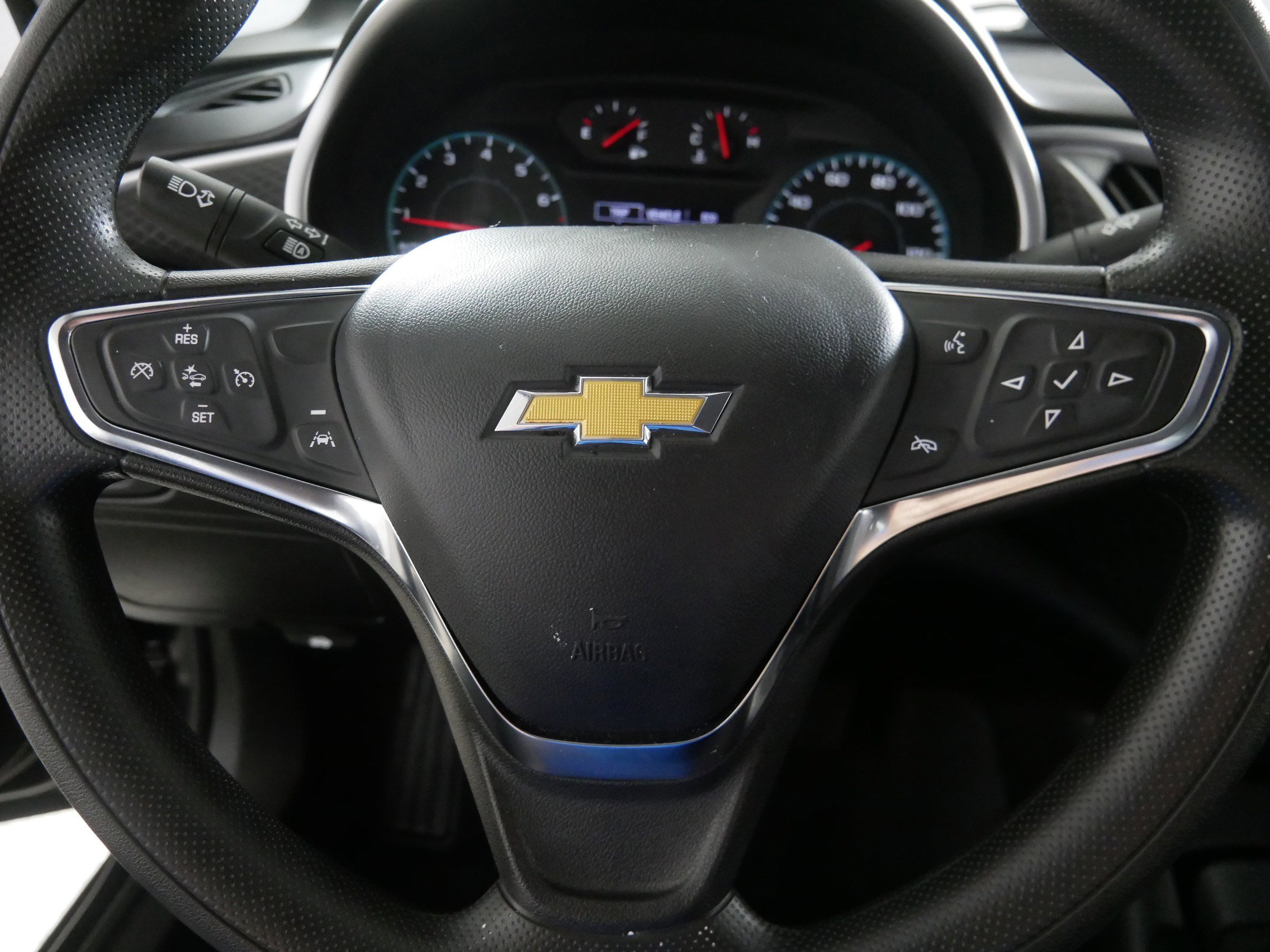 Used 2023 Chevrolet Malibu LS image 25