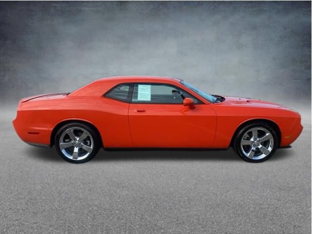 Used 2009 Dodge Challenger R/T RWD image 8