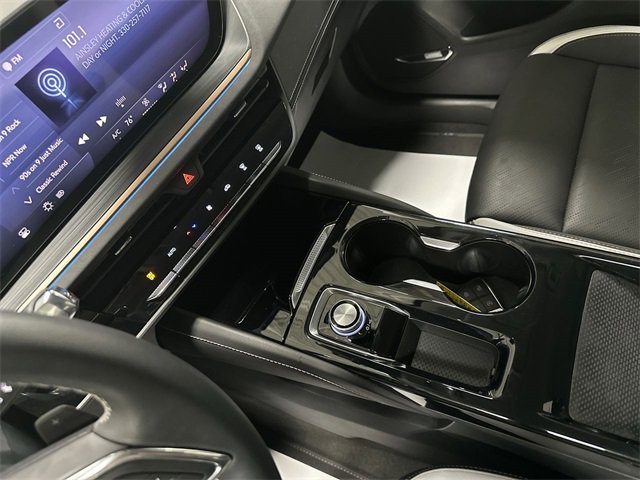 Used 2025 Buick Envision Sport Touring image 13