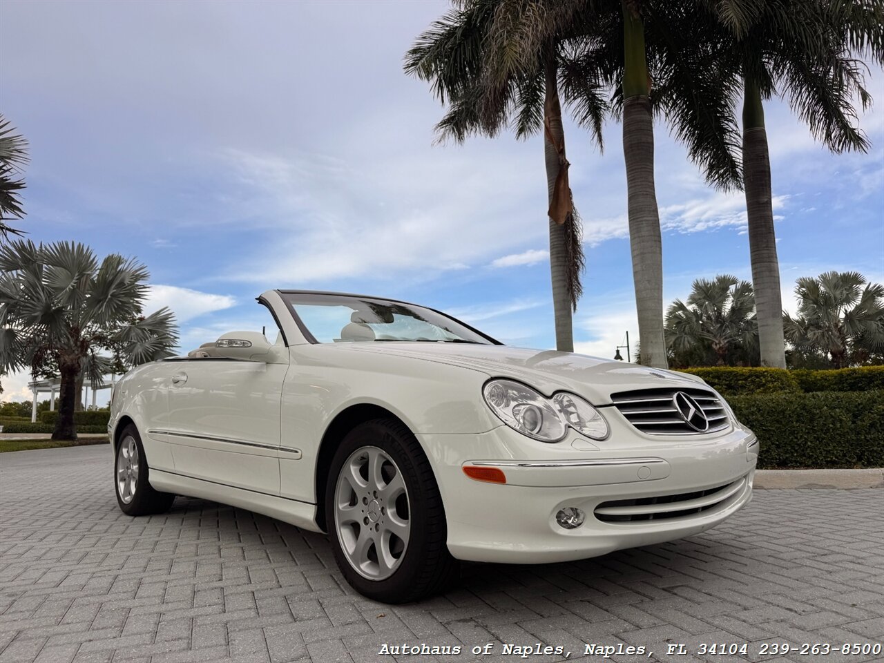 Used 2004 Mercedes-Benz CLK 320 Cabriolet image 1