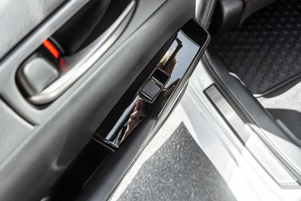Used 2024 Lexus IS 300 F Sport AWD/4WD image 30