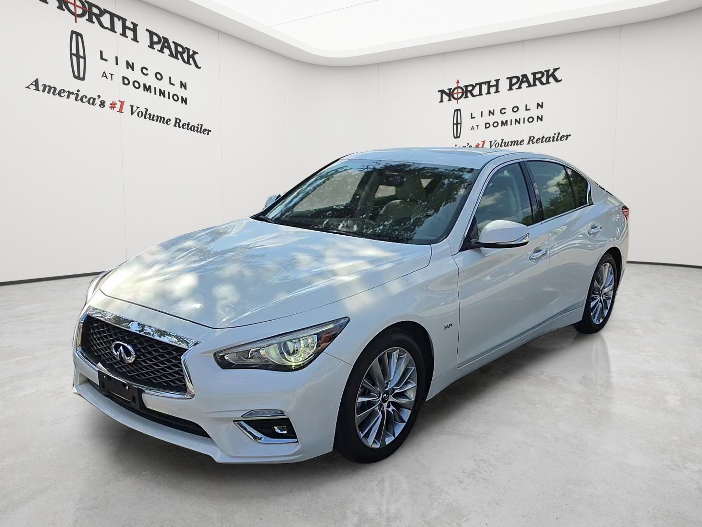 Used 2019 INFINITI Q50 Luxe w/ Essential Package (3.0T Luxe) RWD image 1