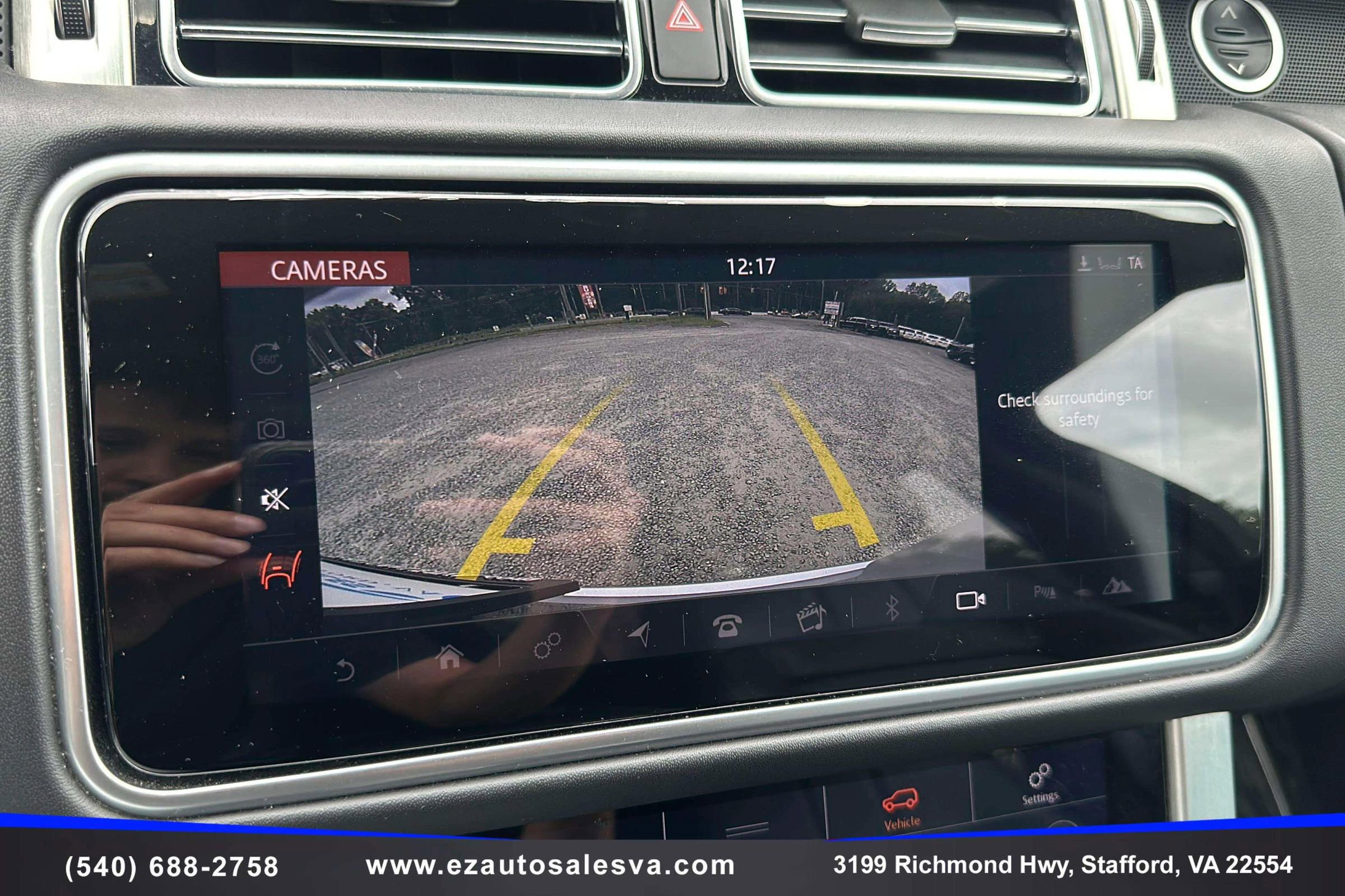 Used 2018 Land Rover Range Rover Supercharged image 29