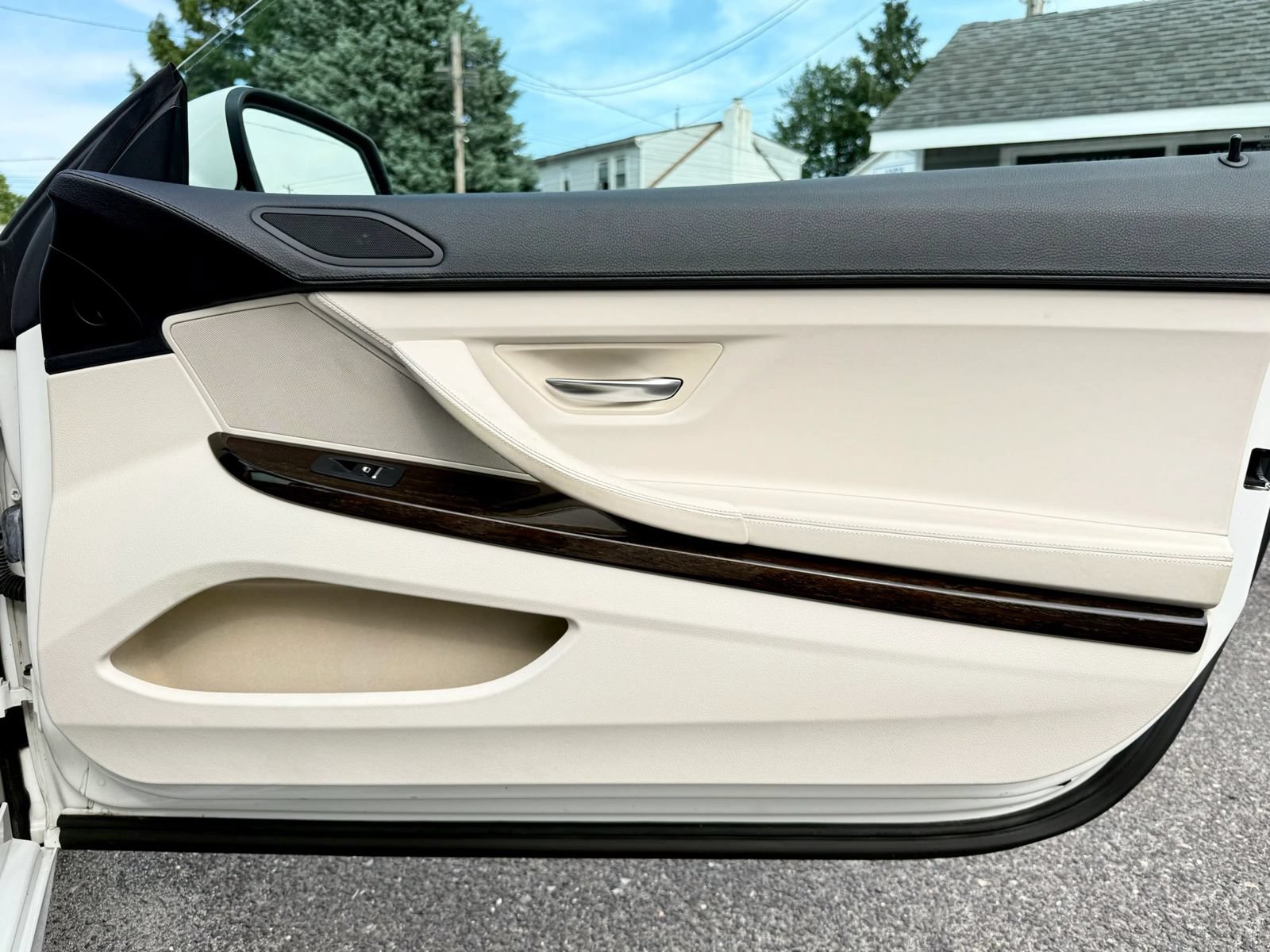 Used 2012 BMW 650i xDrive Convertible AWD/4WD image 64